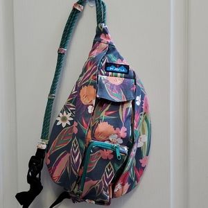 Small Kavu sling bag.
